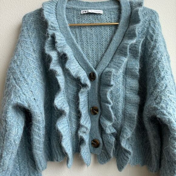 Zara Alpaca Blend Blue Ruffle Button Front Knit Puff Sleeve Sweater Size Small - Picture 2 of 9
